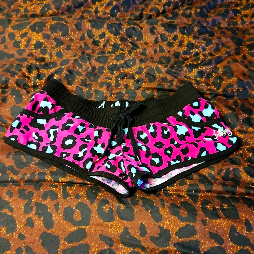 Billabong low rise shorts